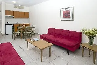 Akamanthea Holiday Village Пафос